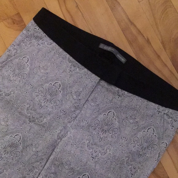 Smart Set, black-white Capri pants in size 8 - Picture 2 of 7
